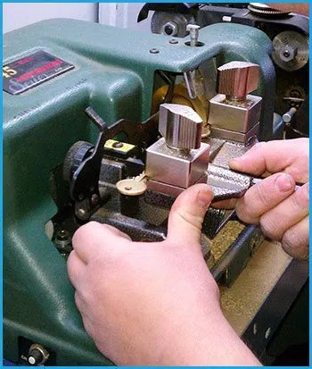 Lock Locksmith Services Pontiac, MI 248-491-8779 Lock Locksmith Services Pontiac, MI 248-491-8779 - 18-key-making